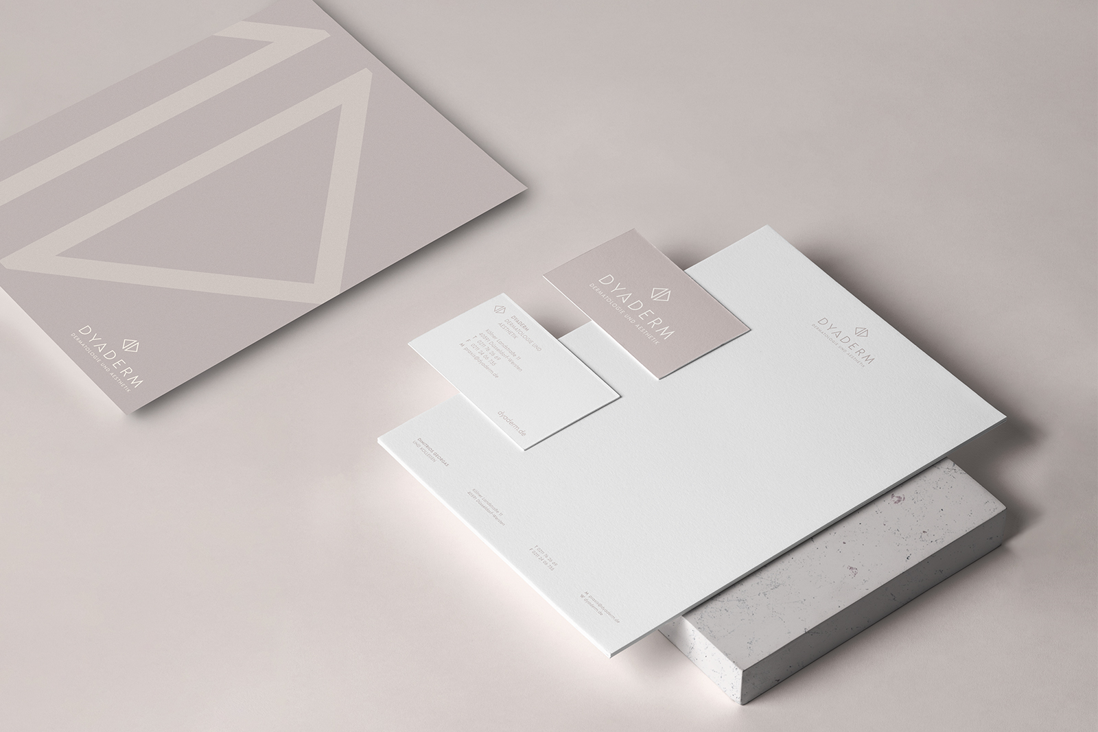 Referenz von m2c ─ Printmaterial für Dermatologie Düsseldorf